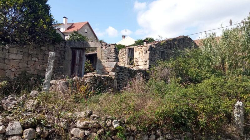 Casa para recuperar Barbeita Monção - jardim, piscina