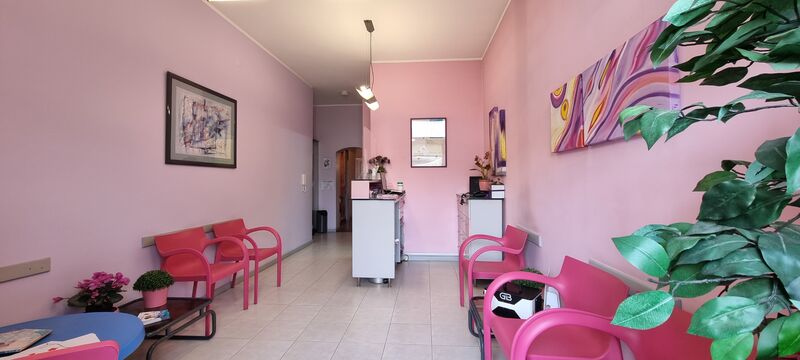 Clinic center São Mamede de Infesta Matosinhos - waiting room, terrace, reception, wc