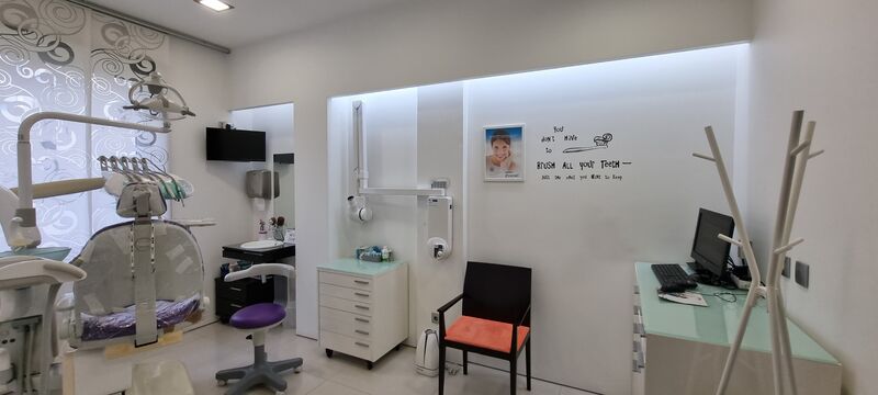Clinic Modern in the center Póvoa de Varzim - wc, equipped, reception