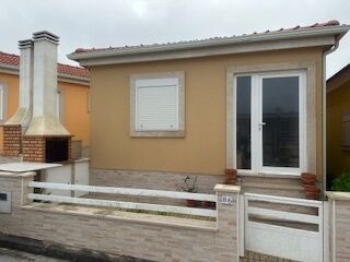 House Typical V3 Ferrel Peniche - barbecue, swimming pool, private condominium, tennis court