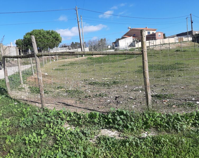 Plot with 672sqm Ventosa Torres Vedras