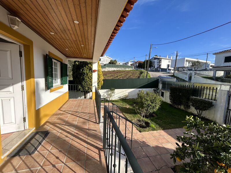 House 4 bedrooms Castelo (Sesimbra) - swimming pool, terrace, barbecue, equipped kitchen, garden, very quiet area, garage