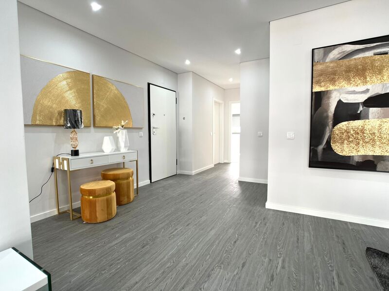 Apartamento novo T3 Quelfes Olhão - piscina, depósito, excelente localização, varandas