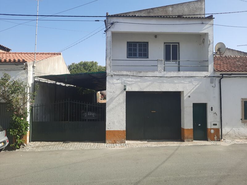 House 2+2 bedrooms in good condition Alpalhão Nisa - backyard, store room
