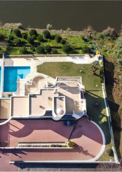 House V3 Modern Gondomar - central heating, garage, double glazing, swimming pool