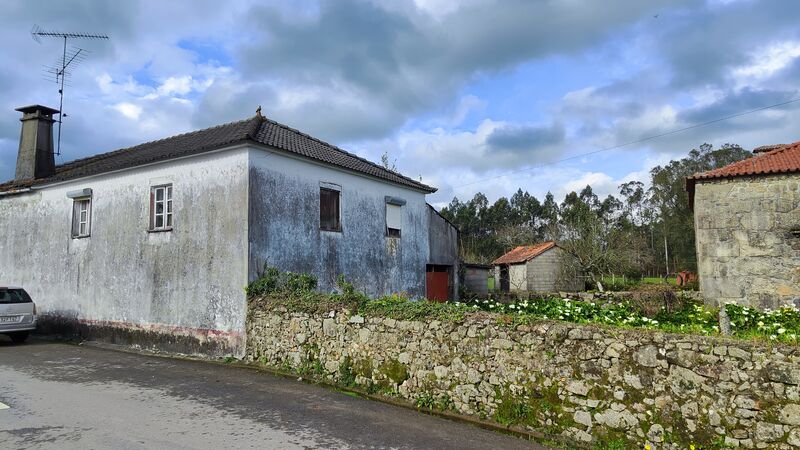 Casa para recuperar V3+1 Ponte de Lima