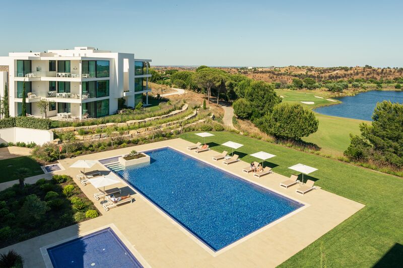 Apartamento novo T3 Vila Nova de Cacela Vila Real de Santo António - terraços, piscina, jardins