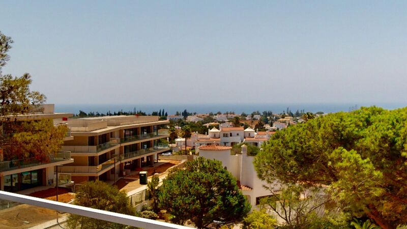 Apartment T4 Lagoa (Algarve) - ,