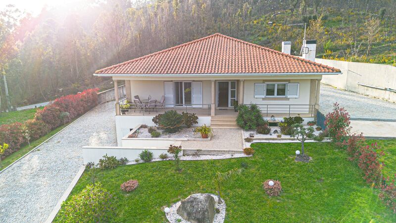 House Isolated V4+1 Marco de Canaveses - garden, garage, barbecue, tiled stove, swimming pool, marquee, double glazing