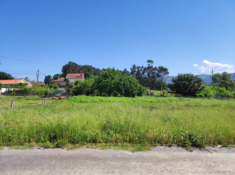 Land for construction Vila Verde - easy access, excellent access