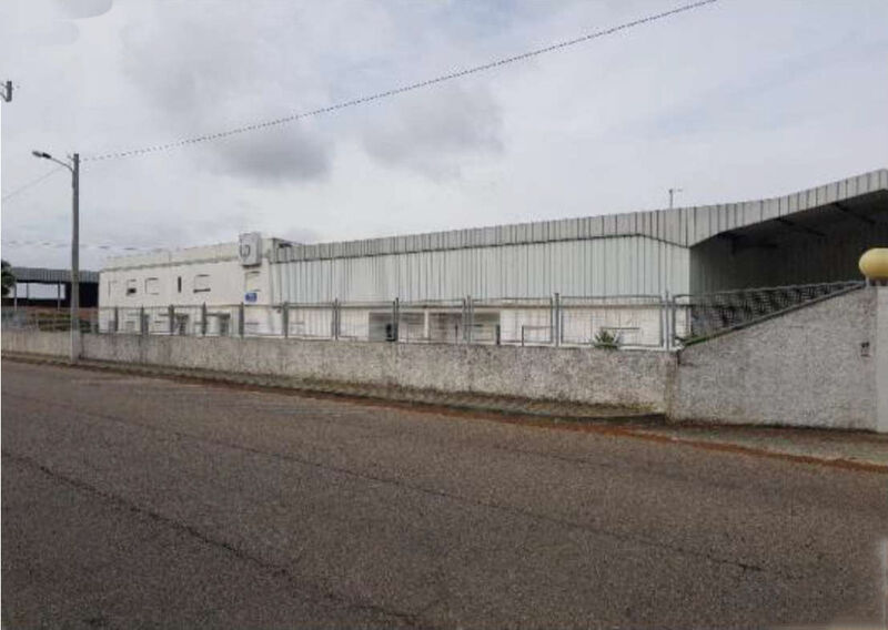 Warehouses Industrial with 5330sqm Muge Salvaterra de Magos - changing rooms, porch, dressing rooms, store room