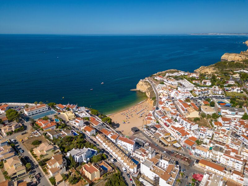 Casa V2 no centro Lagoa (Algarve) - bbq, equipado, vista mar