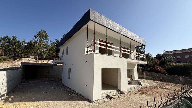 Moradia V4 Ansião - piso radiante, piscina, garagem, ar condicionado