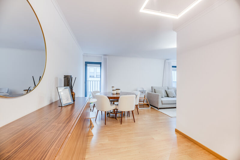Apartamento T4 Arroja Odivelas - mobilado, garagem