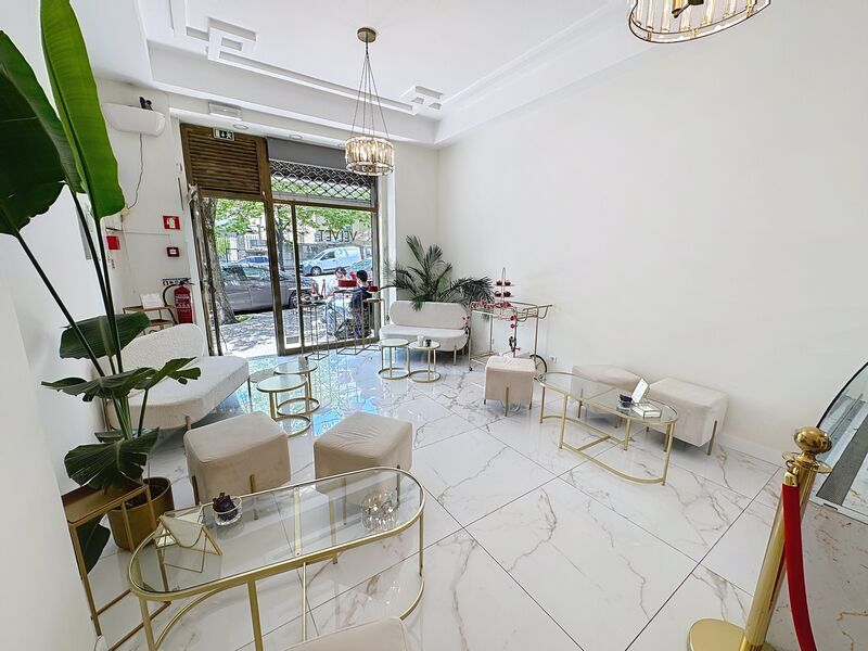 Loja Remodelada Belém Lisboa - cozinha