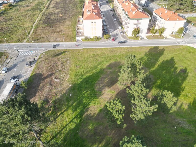Plot with 2270.20sqm Marinha Grande - excellent access, construction viability