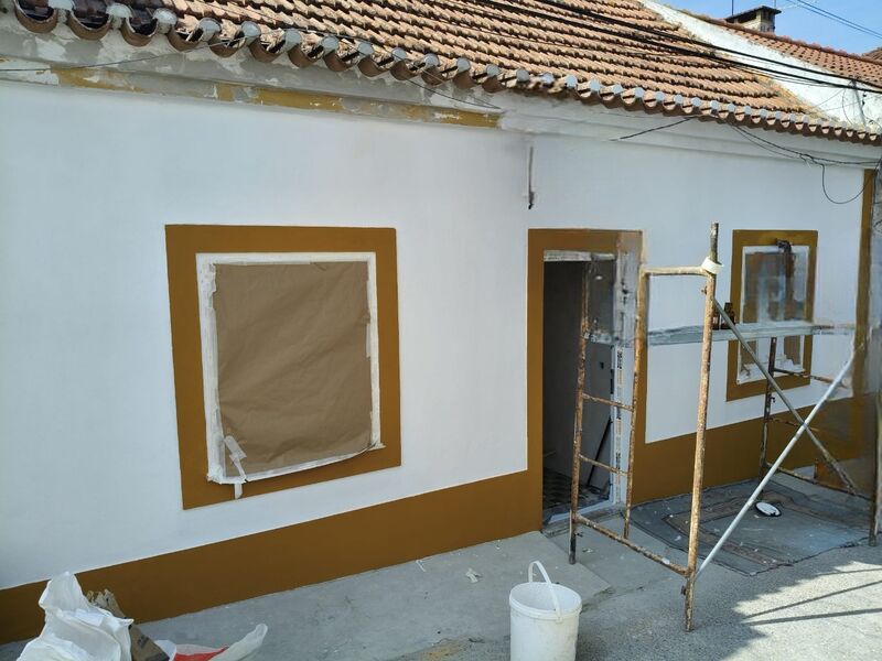 House Renovated 2 bedrooms São Salvador Santarém - heat insulation, terrace, double glazing