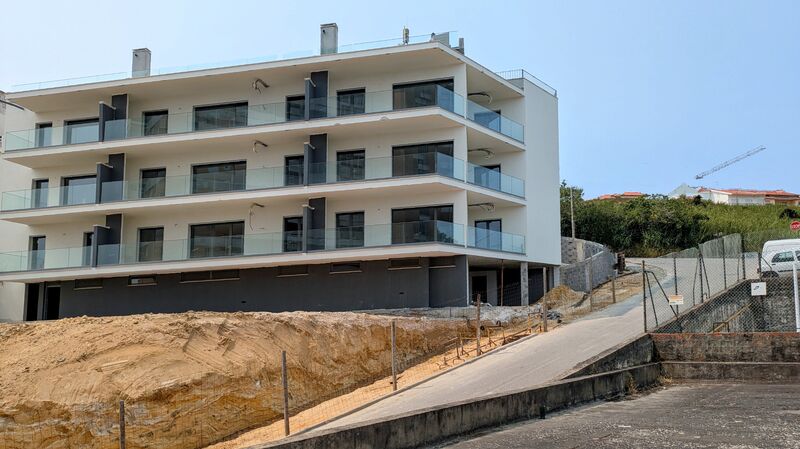 Apartamento T3 Moderno Nazaré - vista mar, varanda, piscina