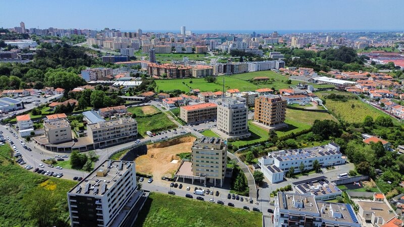 квартира T3 Lavandeira Oliveira do Douro Vila Nova de Gaia - сад, балконы, гараж, зеленые зоны