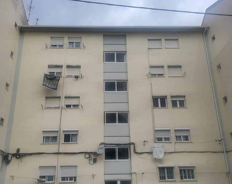 Appartement T3 Rénové Almada - double vitrage, cuisine équipée