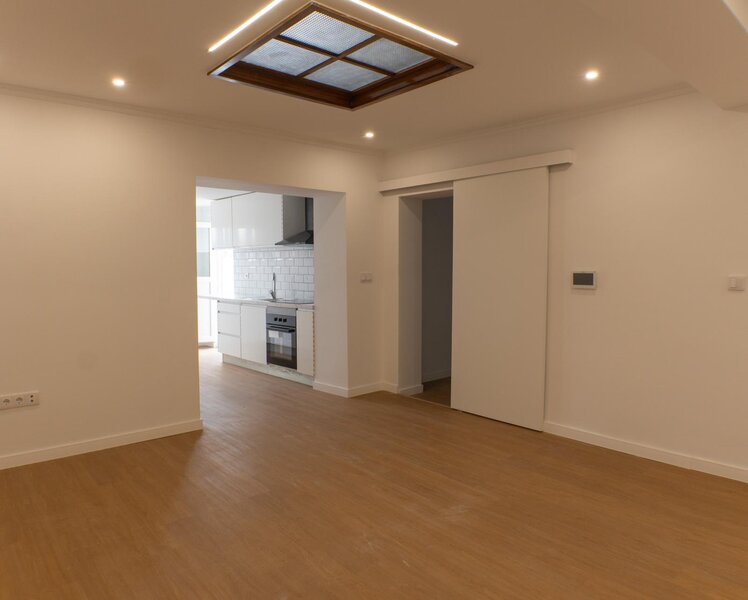 Moradia T3 renovada em Canidelo