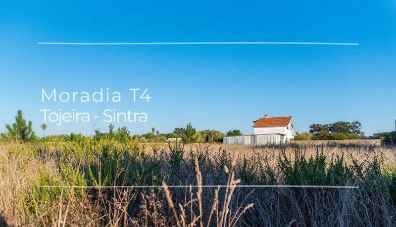 дом V4 Tojeira São João das Lampas Sintra - гараж, много естественного света