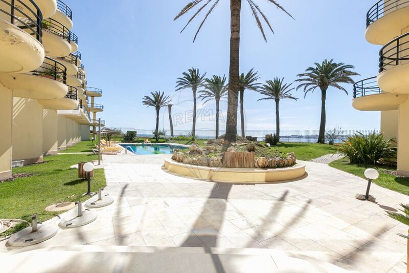 Apartment Renovated T3 Cascais - balcony, sauna, fireplace, sea view, equipped, balconies, swimming pool, tennis court, turkish bath, store room, air conditioning