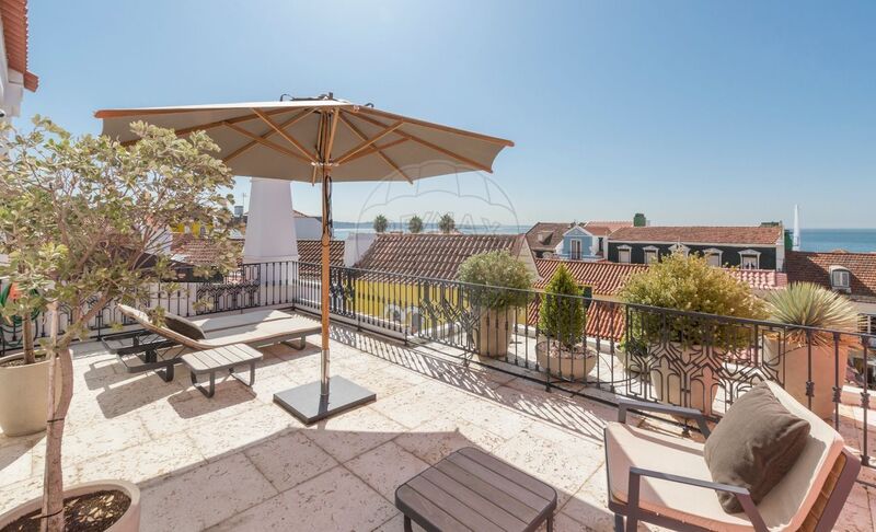 House in the center V2 Oeiras - terrace, underfloor heating, balcony