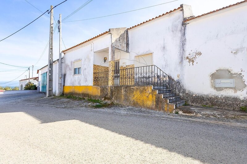 Moradia T2 à venda em Manique do Intendente, Vila Nova de São Pedro e Maçussa, Azambuja RE/MAX Portugal