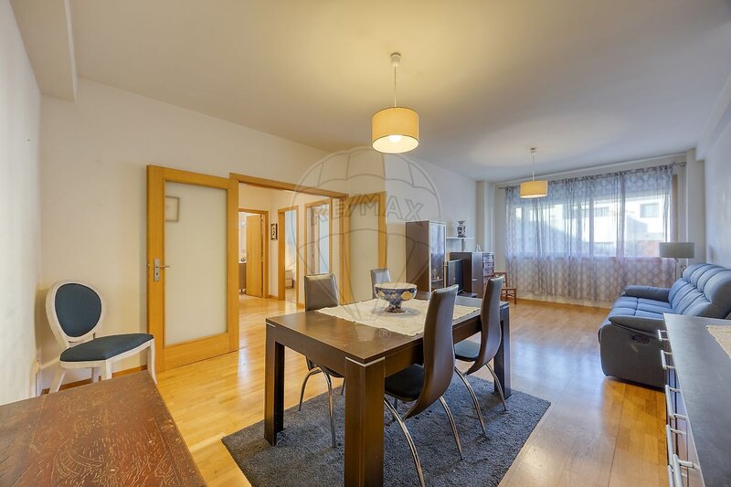 Apartamento T1 à venda em Custóias, Leça do Balio e Guifões, Matosinhos RE/MAX Portugal