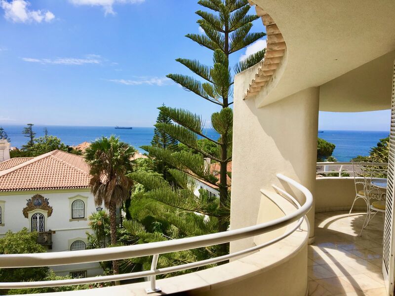 Apartment 3 bedrooms Monte Estoril Cascais - sea view, 4th floor, balcony, furnished, equipped, garage, balconies