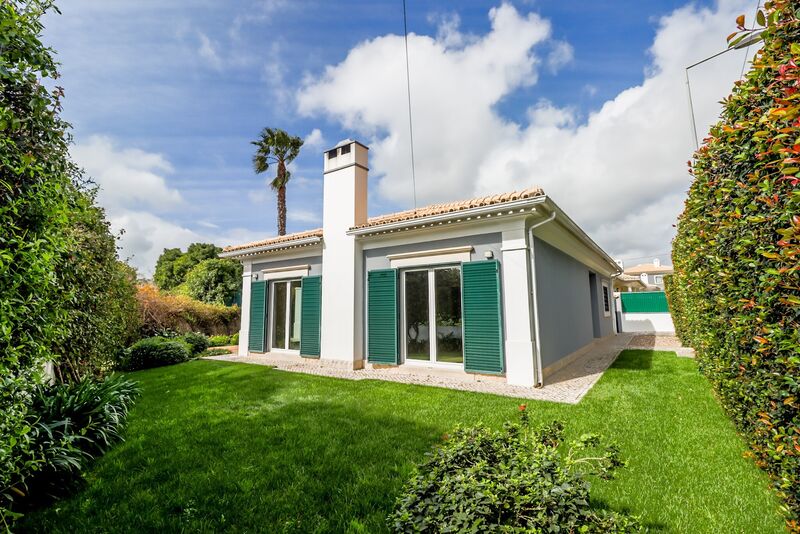 House Isolated V2 Livramento Cascais - garage, fireplace, garden, air conditioning