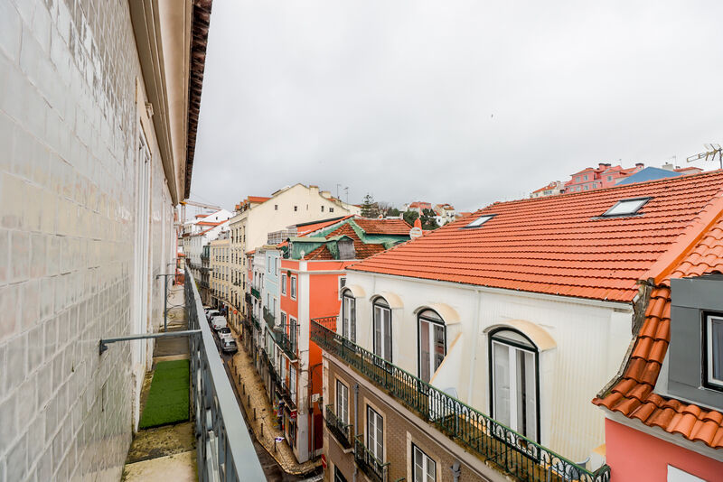 Apartment Duplex in the center 2 bedrooms Santa Catarina Lisboa - balcony, double glazing, air conditioning, store room, video surveillance