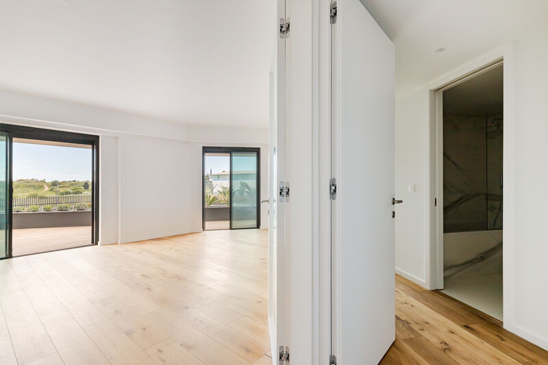 Apartment new well located 2 bedrooms Oeiras - terraces, swimming pool, terrace, garden, store room
