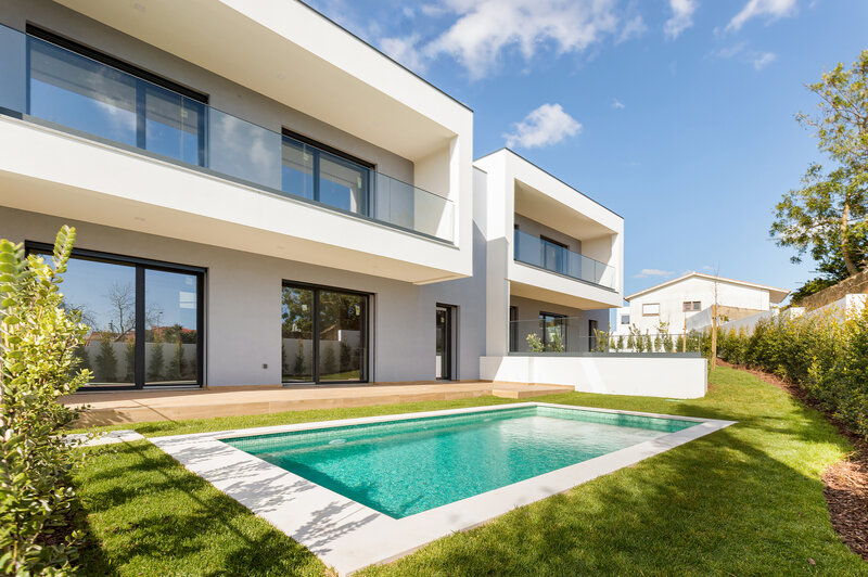 House 4 bedrooms new Alcabideche Cascais - swimming pool, garden, double glazing, air conditioning