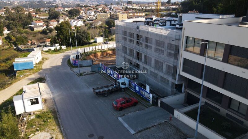 Para venda Apartamento T3 Avintes Vila Nova de Gaia - excelente localização, ar condicionado