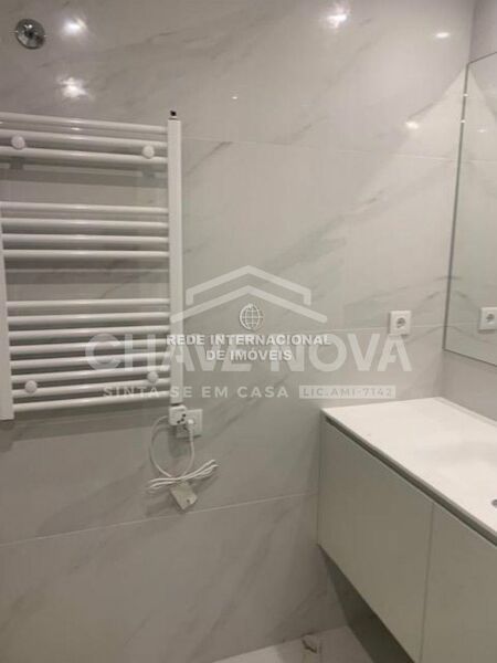 Apartment T2 Modern well located Oliveira do Douro Vila Nova de Gaia - air conditioning, equipped, tennis court, garage, balcony, parking space, gated community, garden, swimming pool