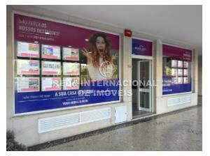 Shop in the center Quarteira Loulé