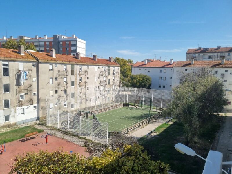 апартаменты T2 Olivais Lisboa - веранда