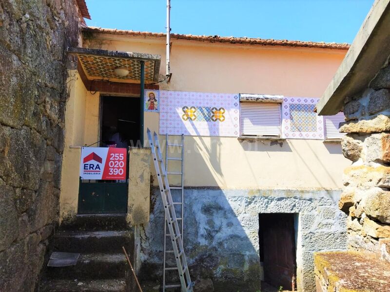 House V3 Paus Resende