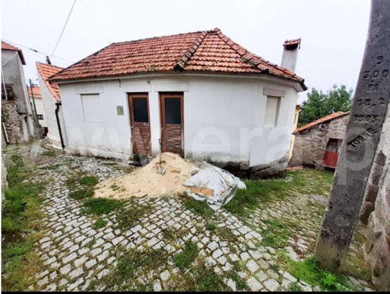 House 2 bedrooms townhouse Ferreiros de Tendais Cinfães