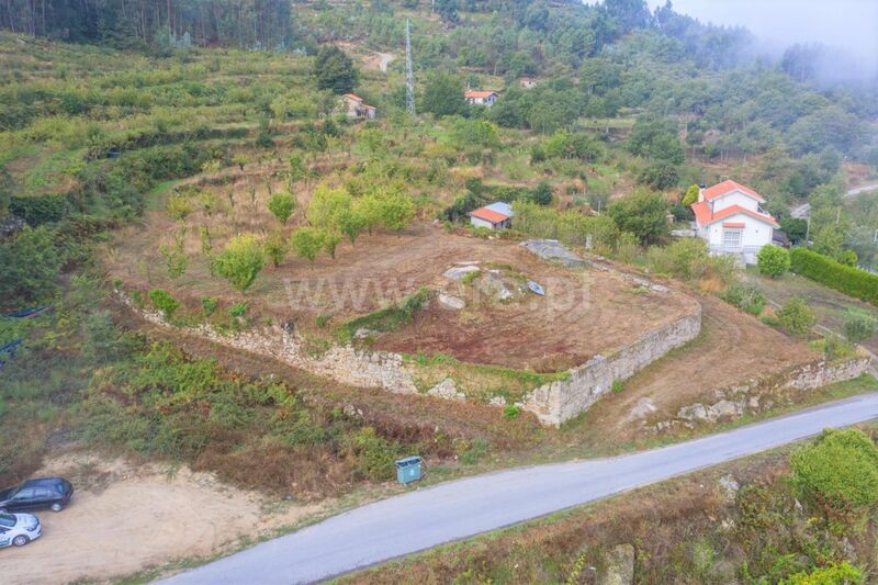 Land with 1800sqm Santiago de Piães Cinfães - nice location, water, water hole, water hole