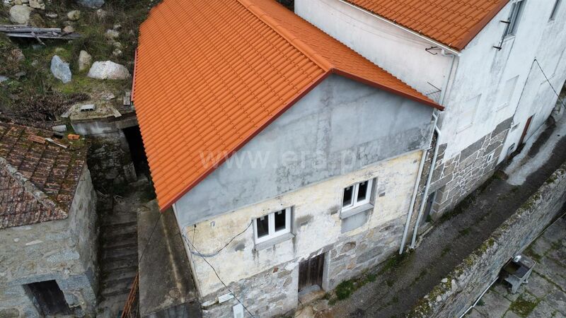 House V1 Paus Resende