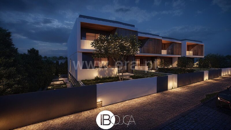 Moradia em Banda T3 / Marco de Canaveses, Vila Boa do Bispo