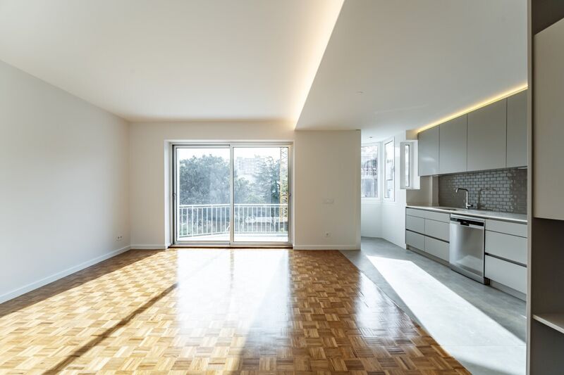Appartement T2 Rénové Avenida da Boavista Porto - parking, balcons, garage