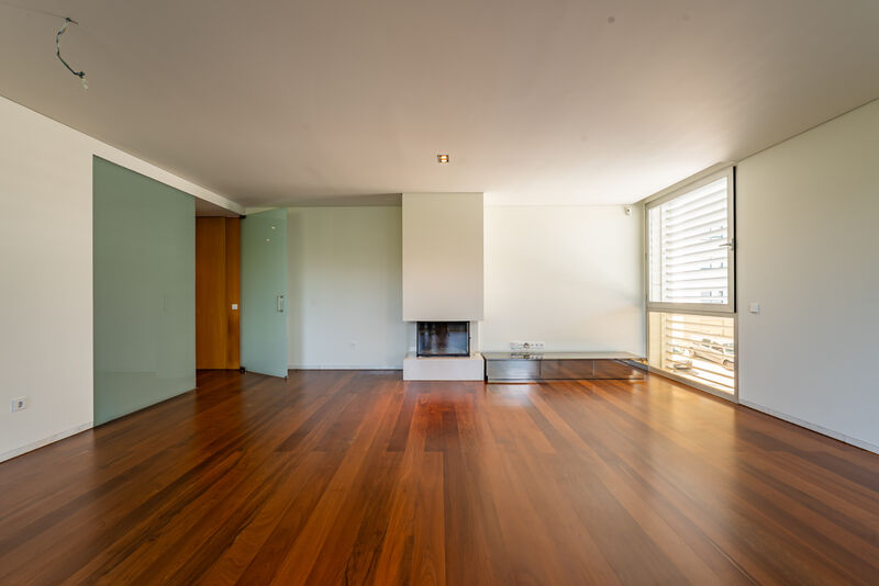 Apartment Modern 4 bedrooms Antas Campanhã Porto - balcony