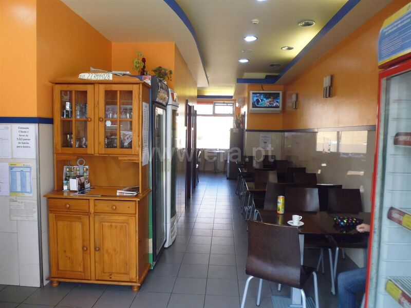 Café Avintes Vila Nova de Gaia para venda - cozinha