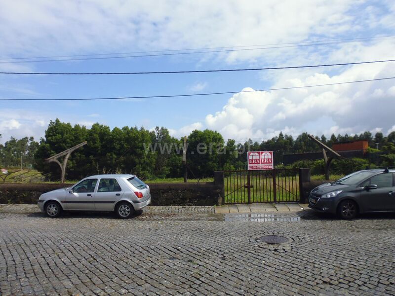 Land with 6250sqm Vilar de Andorinho Vila Nova de Gaia - easy access