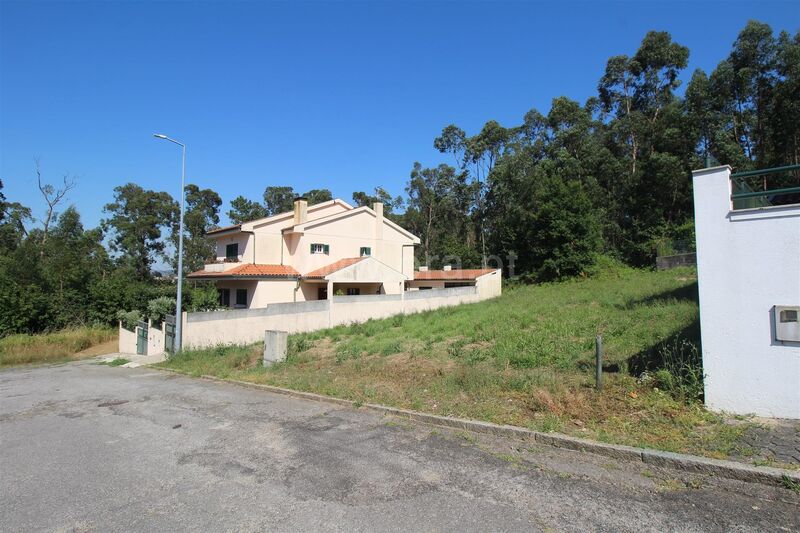 Plot of land with 281sqm Vilar de Andorinho Vila Nova de Gaia - very quiet area