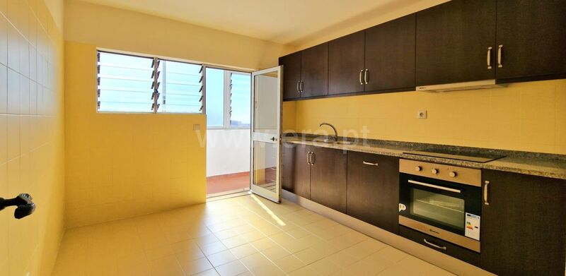 Apartamento Renovado T1 Vilar de Andorinho Vila Nova de Gaia para vender - jardins